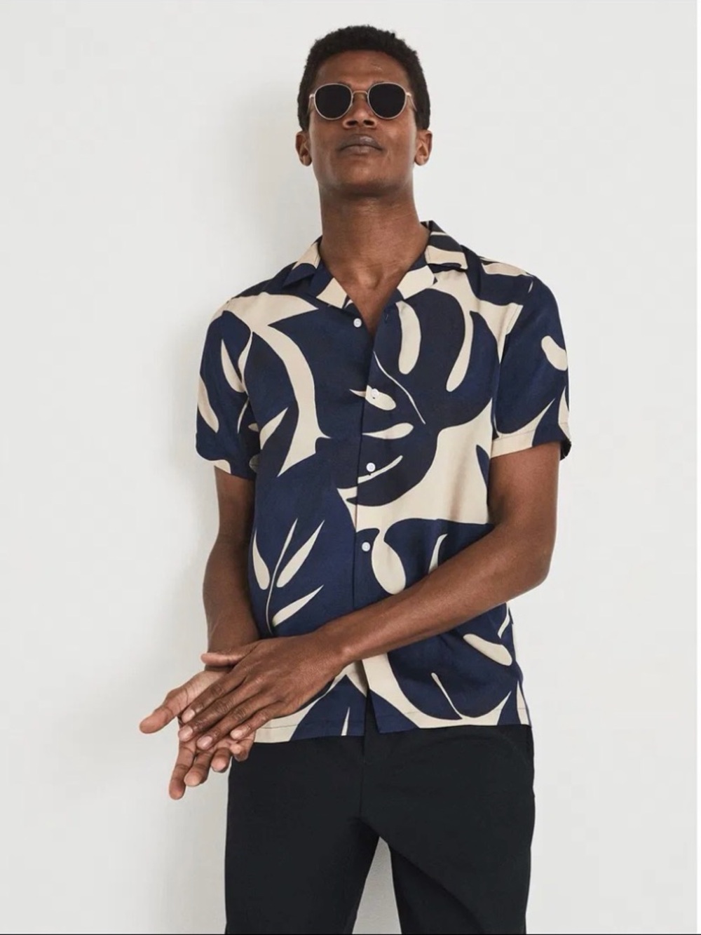 REISS Soul Printed Cuban Collar Shirt size S - blue/cream